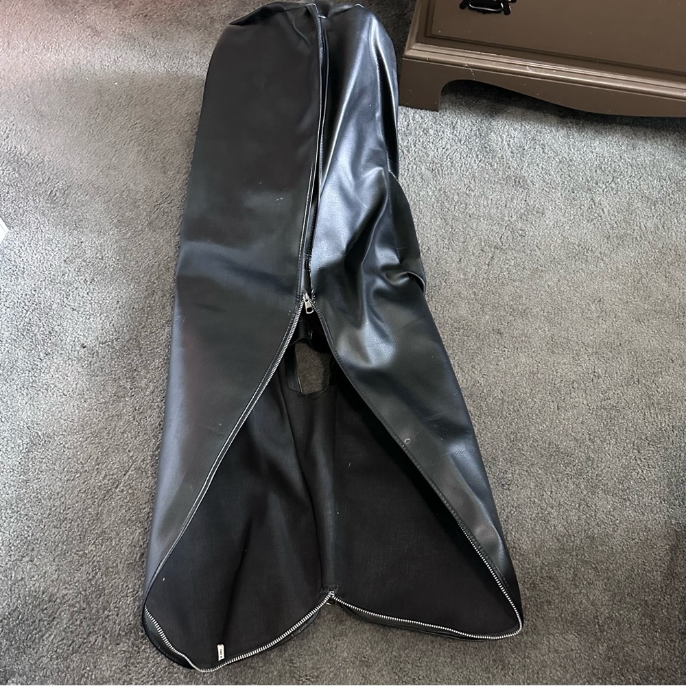 Ajay Fuqua Sports Golf Bag Travel Luggage Cover Black Vinyl  leather Zip vintage